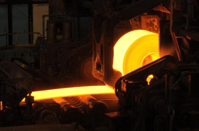 The production of 1095 steel in a factory