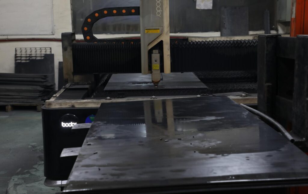 Precision CNC machining, like the processes used in Kegani' Yangjiang facility, is crucial for achieving the tight tolerances seen in premium folding knives