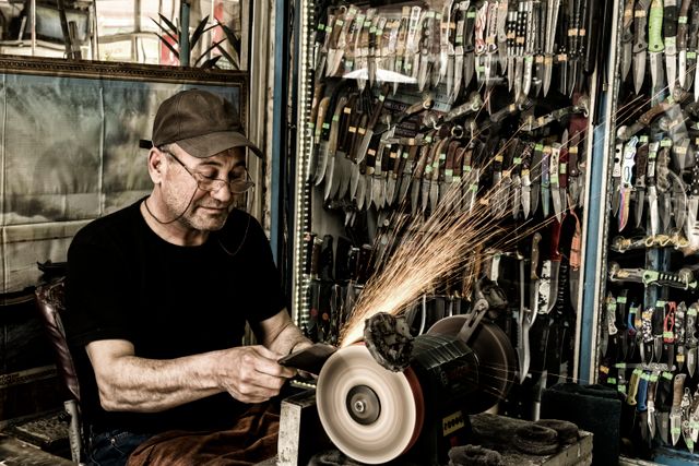 How to Verify a Chinese Knife Manufacturer Before Ordering