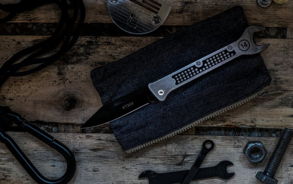 How to Choose a Wholesale Knife Supplier
