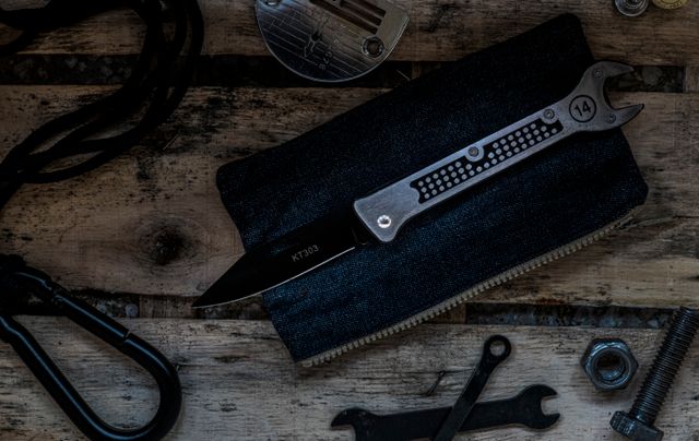 Can You Carry a Pocket Knife for Self-Defense